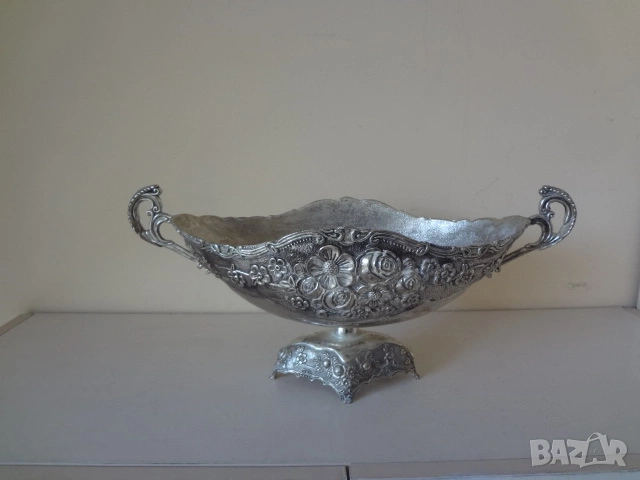 Голяма разкошна сребриста купа, снимка 12 - Антикварни и старинни предмети - 53528053