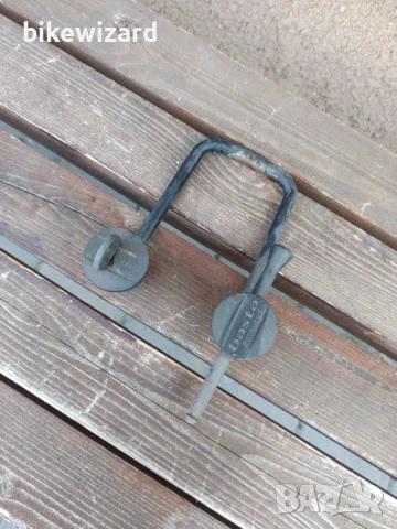 Basta ключалка за задната гума+ 1 ключ