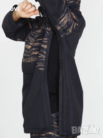 Volcom Mirror, XS, ново, оригинално дамско ски/сноуборд яке, снимка 12 - Зимни спортове - 47453991