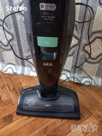 Акумулаторна прахосмукачка AEG - CX 8, снимка 2 - Прахосмукачки - 41185546
