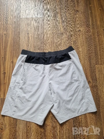 Страхотни мъжки къси панталони REEBOK  размер M / L , снимка 7 - Къси панталони - 50625392