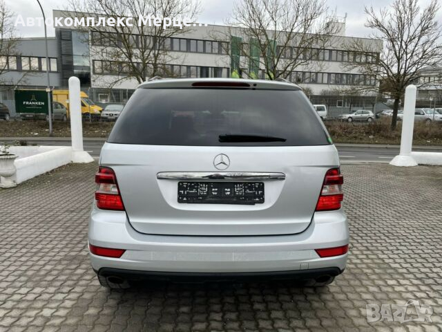 Mercedes-Benz ML 300 CDI 4-Matic, снимка 4 - Автомобили и джипове - 36146336
