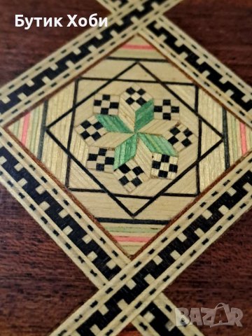 Сирийска дървена кутия с инкрустации, снимка 9 - Антикварни и старинни предмети - 39354593