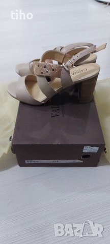 Дамски сандали CAPRICE номер 37, снимка 2 - Маратонки - 42627851