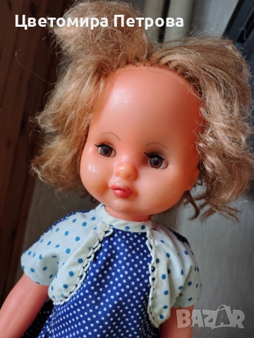 Ретро кукла със запазено лице и обем на прическа