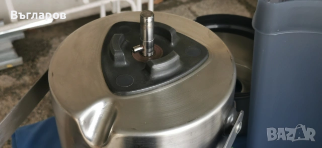 Сокоизстисквачка Robot Coupe J100, фреш машина, снимка 6 - Обзавеждане за заведение - 53515206