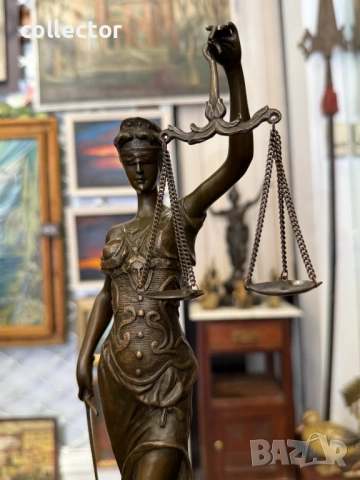 Дизайнерска бронзова скулптура на Темида. №7907, снимка 5 - Антикварни и старинни предмети - 53648670