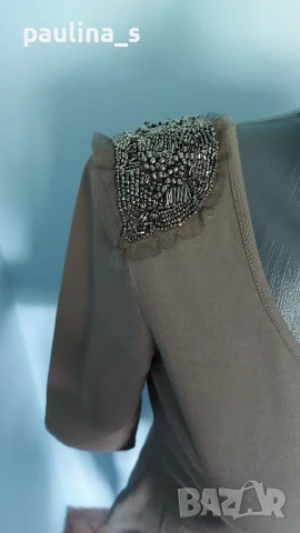 Четири различни броя / Еластична маркова рокля / универсален размер , снимка 17 - Рокли - 14720659