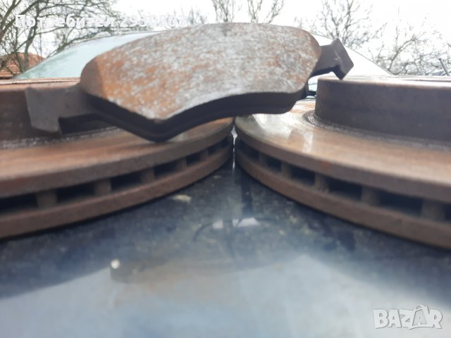 Макферсони, пружини главини ,спирачни апарати ,дискове ,полуоски за Форд Ка 1.3 2006г, снимка 7 - Части - 42262632