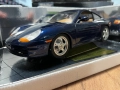 Нова метална колекционерска количка модел PORSCHE 996 1998г. 1:18, снимка 2