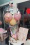 Подаръчна кутия с цветя и балон с персонален надпис, снимка 3