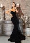 Бална рокля в класическо черно