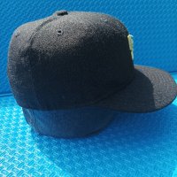 Черна шапка с козирка New Era 59FIFTY DC, снимка 3 - Шапки - 41403094