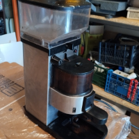 Професионална  кафемашина La Cimbali , снимка 3 - Кафе машини - 44750605