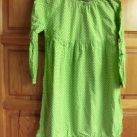 Зелена рокля на бели точки, снимка 3 - Детски рокли и поли - 34038805