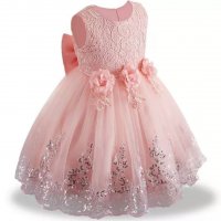 Детска рокля ,цвят пъпеж, снимка 1 - Детски рокли и поли - 33963631