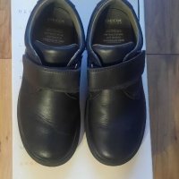 Детски черни кожени обувки на Geox , снимка 4 - Детски обувки - 35760397