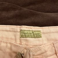 Страхотни дънкови панталонки за госпожица, снимка 2 - Детски къси панталони - 41536167