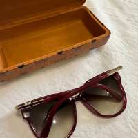 Дамски слънчеви очила MCM, снимка 4 - Слънчеви и диоптрични очила - 44841035