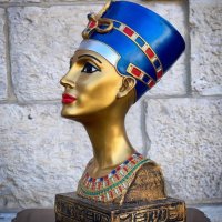 Скулптура бюст на царица Нефертити, снимка 2 - Статуетки - 44384607