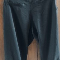 Дамски панталон , снимка 2 - Къси панталони и бермуди - 41369127
