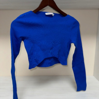 Къси блузки по 10 лв, снимка 1 - Блузи с дълъг ръкав и пуловери - 44737845