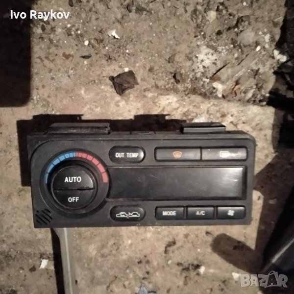Панел за климатик Subaru Outback II 72311 AE080, снимка 1