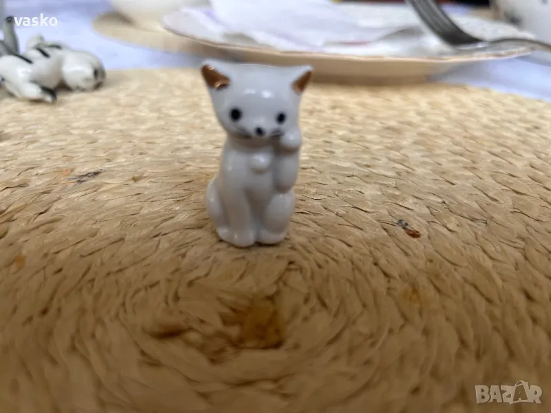 Старо порцеланово коте, снимка 1