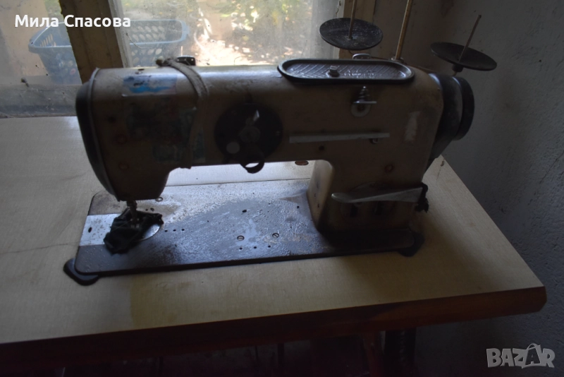 Професионална шевна машина, снимка 1
