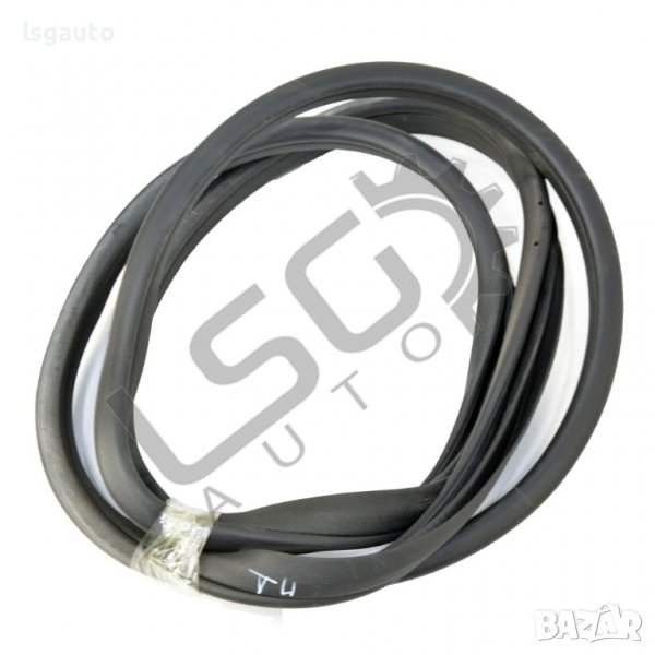 Уплътнение предна дясна врата Mercedes-Benz E-Class (W212)(2009-2016) 90487, снимка 1