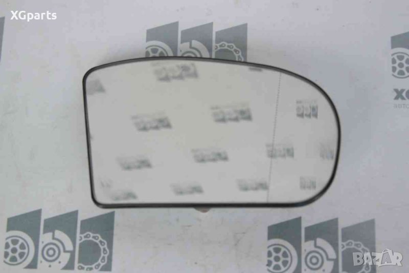 Стъкло за дясно ел. огледало Mercedes C-class W203 (2000-2007), снимка 1