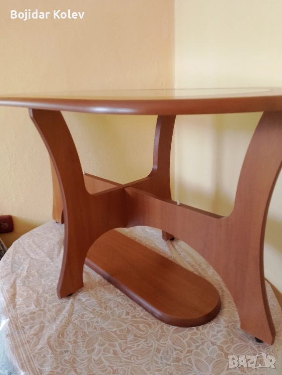 Продавам микровълнова и маса, снимка 1