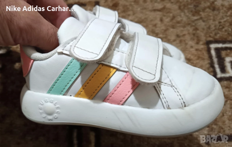 Много запазени бебешки обувки Адидас (подметката е от типа Bubble comfy), снимка 1