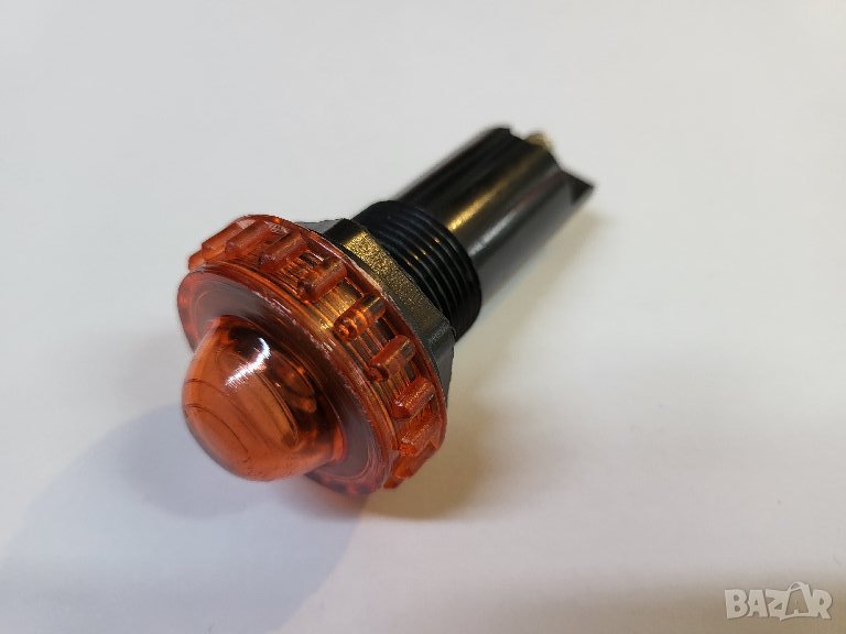  Индикаторна лампа Българска червена лампа глим 220 V, номинален ток 2 mA и цокъл E14 сигнална лампа, снимка 1