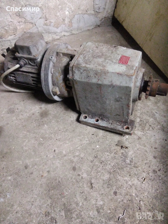 Моторедуктор 0,750kw на 1400об 1/64 изх 21обр, снимка 1