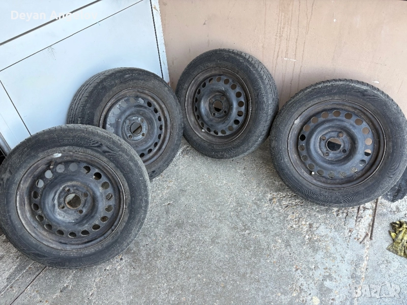 Летни гуми с джанти за автомобил, снимка 1