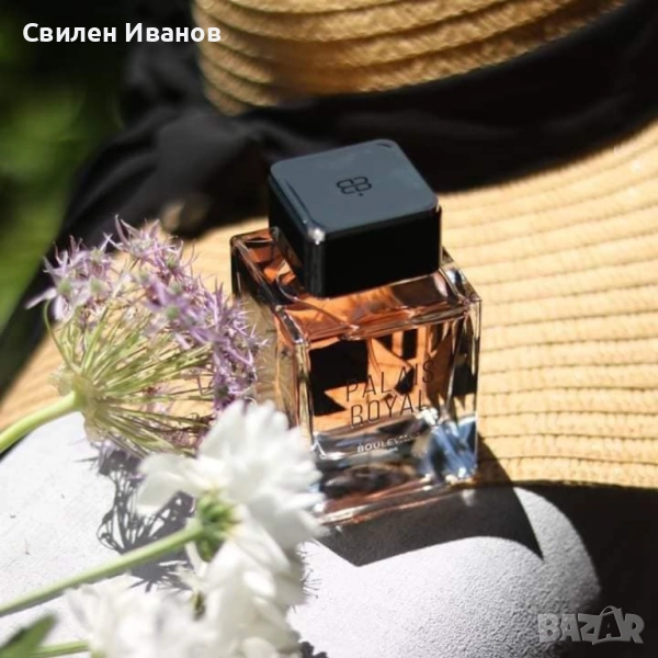 Palais Royal е дълготраен, дамски аромат с топли нотки на тамян, бензоин и пачули, съчетани със слад, снимка 1