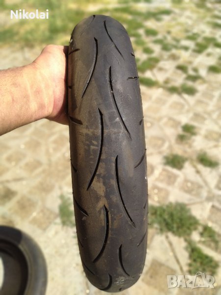 гума за мотор 120/70R17 Dunlop, снимка 1