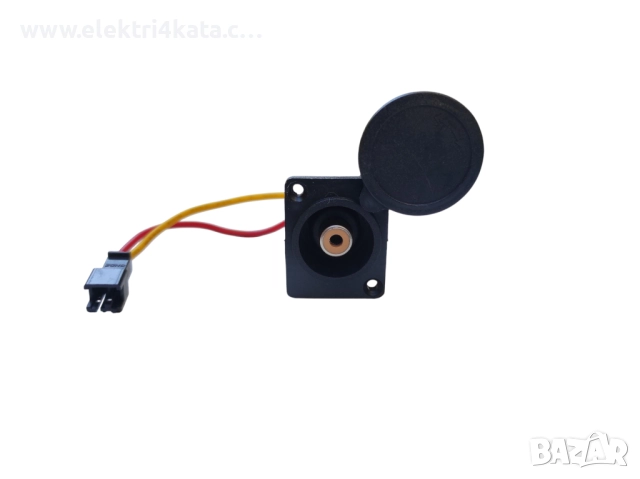 Порт за зареждане с капачка (RCA 10mm)