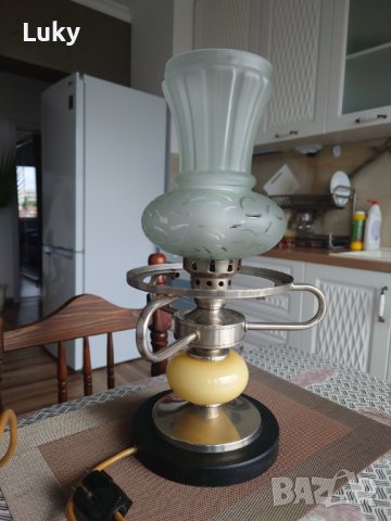 Продавам красива и масивна(тежка),старинна,настолна(нощна),лампа., снимка 5 - Антикварни и старинни предмети - 41794365