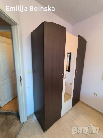 Гардероб с огледало + скрин – комплект, снимка 2 - Гардероби - 53677185