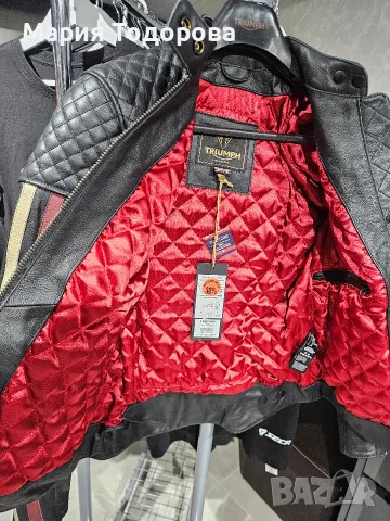 Дамското мотоциклетно яке Triumph, XS, S, снимка 4 - Аксесоари и консумативи - 56179535
