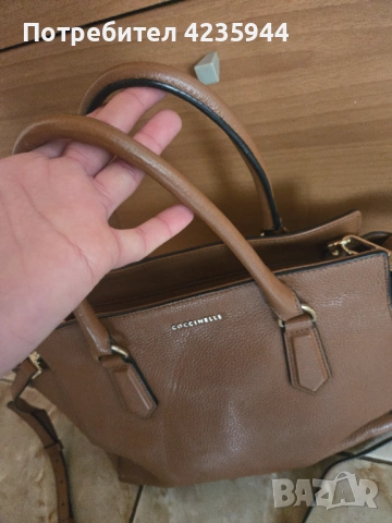 Coccinelle оригинална чанта , снимка 3 - Чанти - 53666539