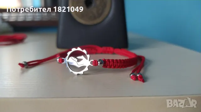 Гривна с Богородица от стомана. Подходяща за кръщене.