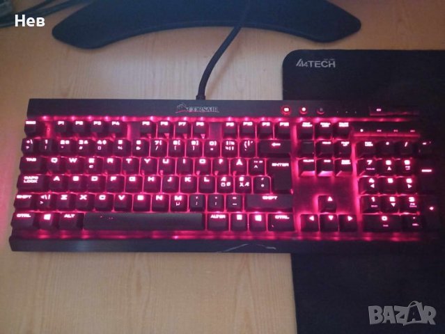 Клавиатура Corsair K70 Vengeance Cherry MX , снимка 1 - Клавиатури и мишки - 42080127