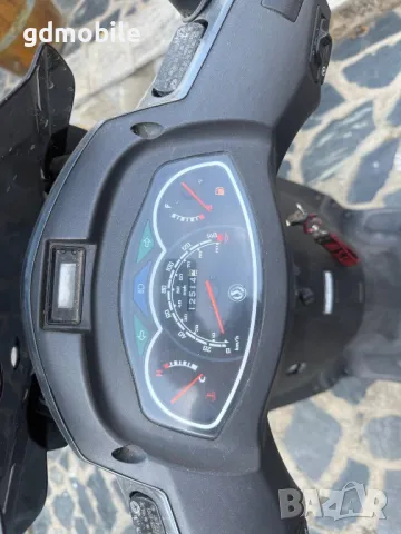 Скутер Sym HD 125 Evo, снимка 5 - Мотоциклети и мототехника - 50312522