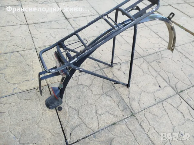 28 цола алуминиев багажник с калник и светлина , снимка 1