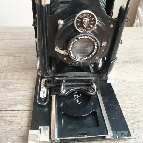 Фотоапарат Voigtlander Avus 9x12 Plate 1:6.3 F=13.5cm, снимка 8 - Антикварни и старинни предмети - 49200367