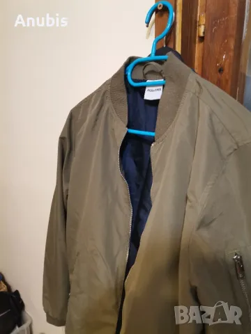 НОВО Jack & Jones - Яке бомбър с джобове с цип, снимка 3 - Якета - 47805691