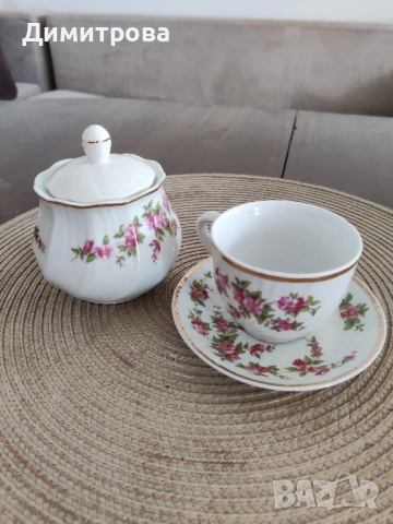 Сервиз за кафе , снимка 2 - Сервизи - 51484698